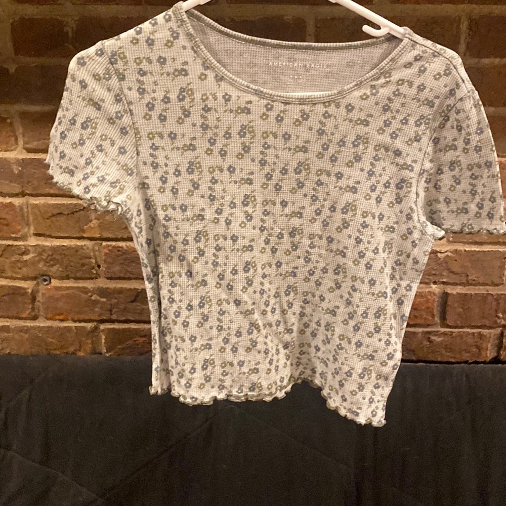 American Eagle floral crop top